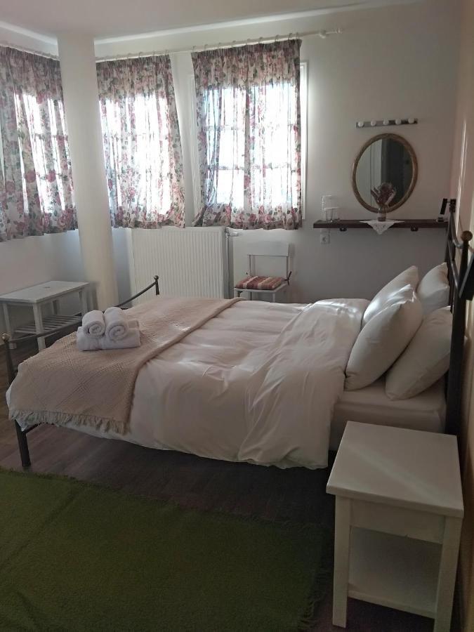 Karavos Hotel Portariá Eksteriør billede